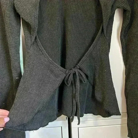 POL top - Picture 3 of 3